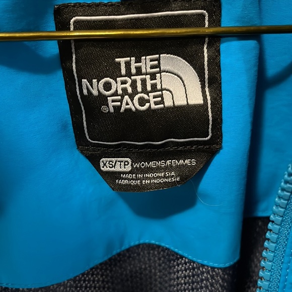 North Face jacket. Excellent pre owned condition - Picture 6 of 9